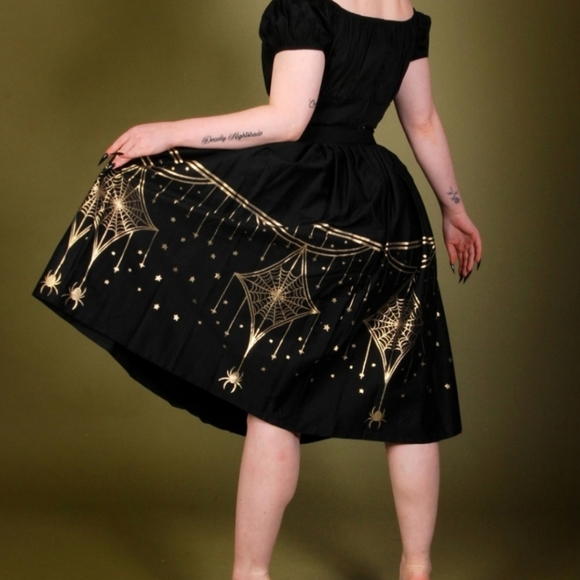 Pinup Girl Clothing Bella Swing Skirt In Gold and Black 2X - Picture 2 of 6
